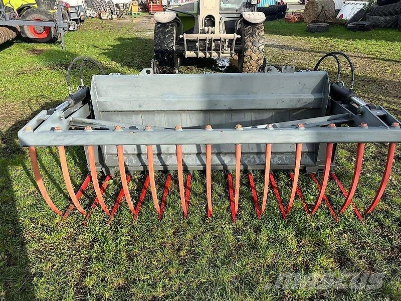 Bressel + Lade Dung- und Silagezange L Muud põllumajandusmasinad