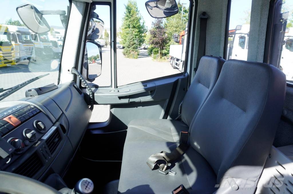 Iveco Eurocargo 160 E22K tipper / 60 tho. km!!! / Fassi Camiones bañeras basculantes o volquetes