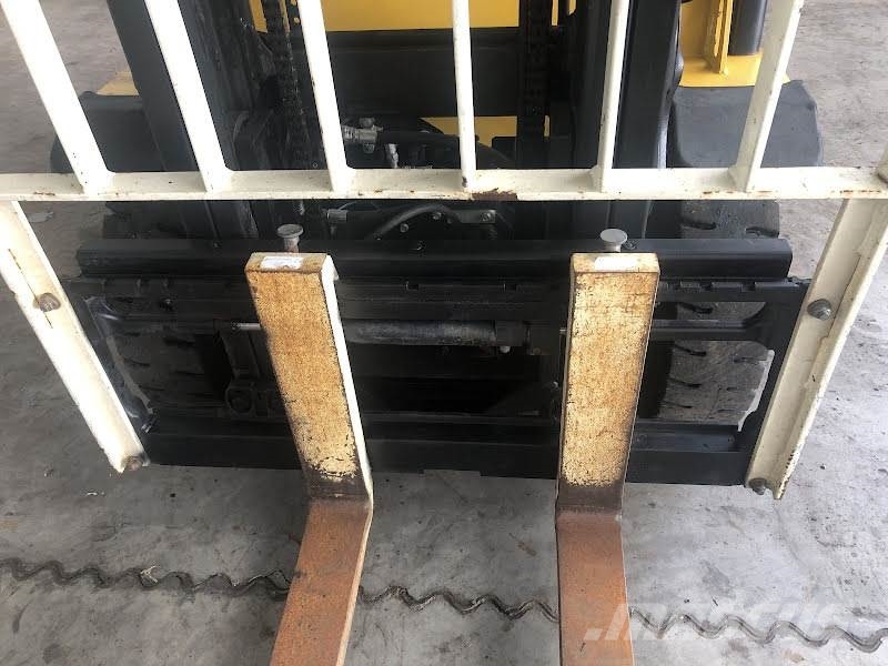 Yale GLP25VX LPG forklifts