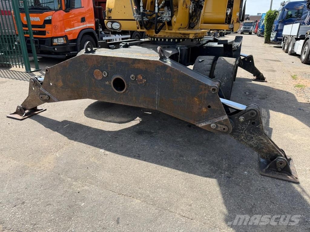 CAT M 318 D OVERSLAGKRAAN / MATERIAL HANDLER / UMSCHLA Manejadores de residuos industriales