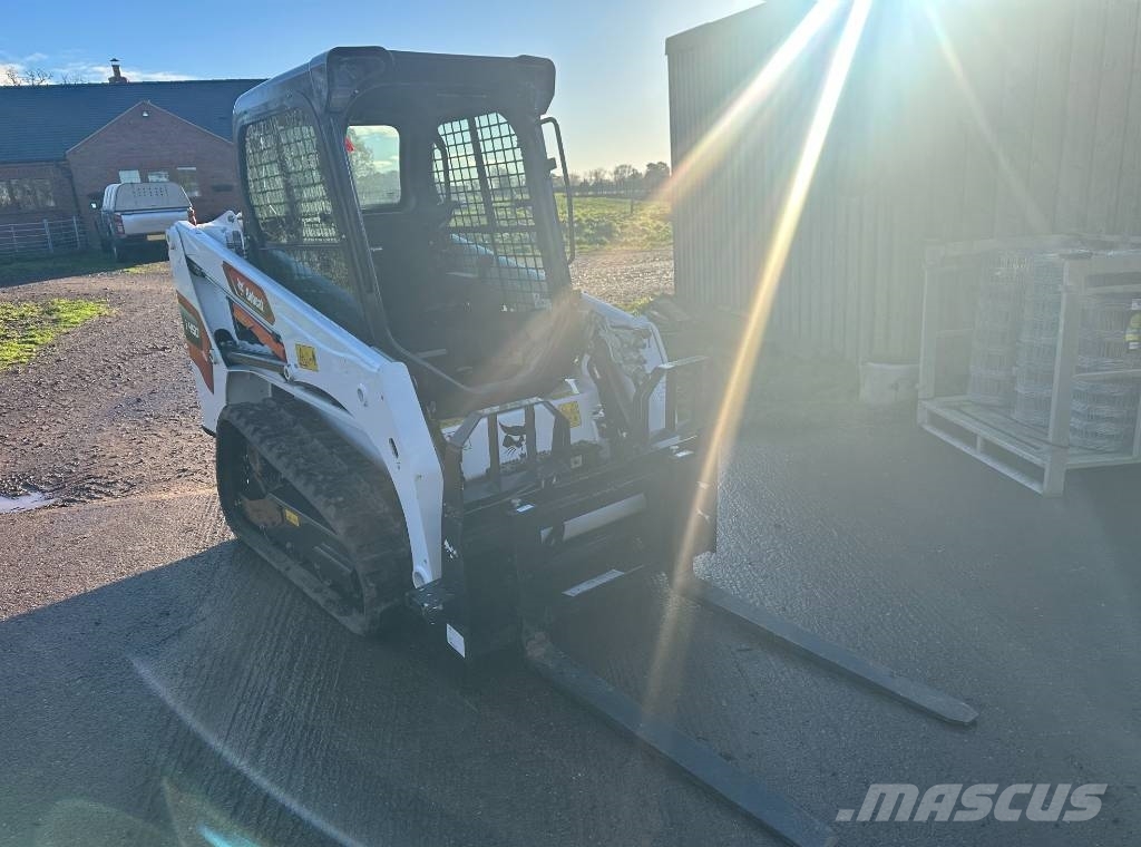 Bobcat T450 Skid steer loaders