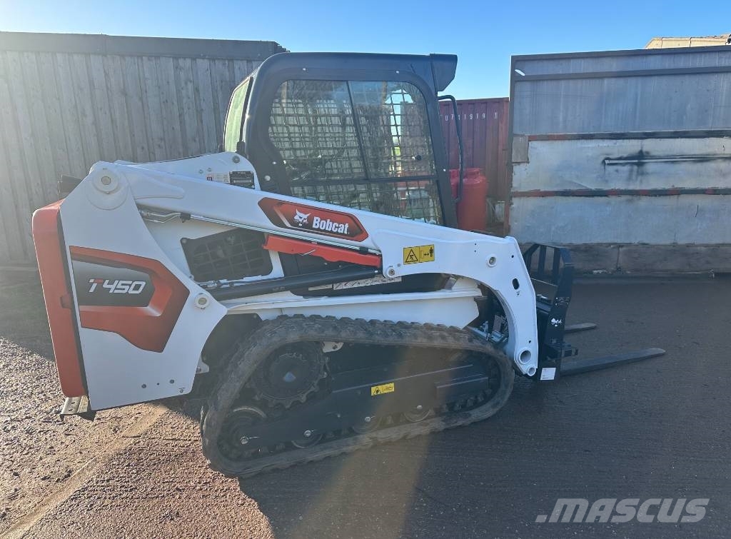 Bobcat T450 Skid steer loaders