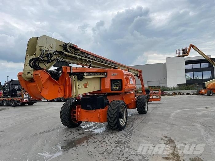 JLG 1250AJP Knikarmhoogwerkers