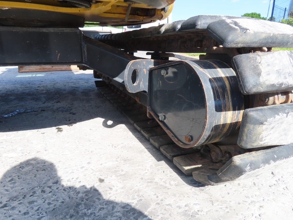 Komatsu PC 26 MR-3 小型挖掘机