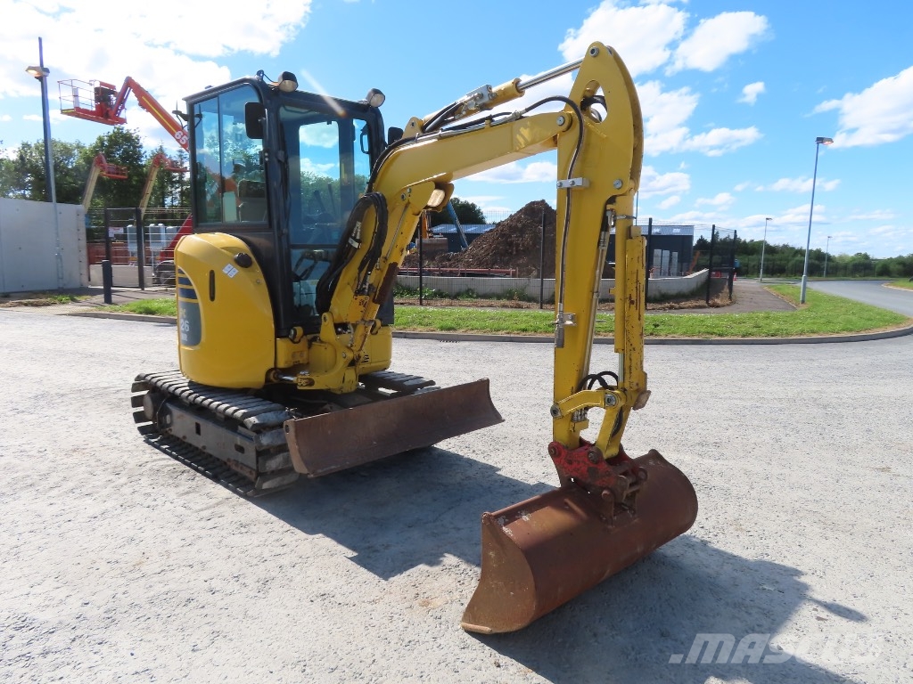 Komatsu PC 26 MR-3 小型挖掘机