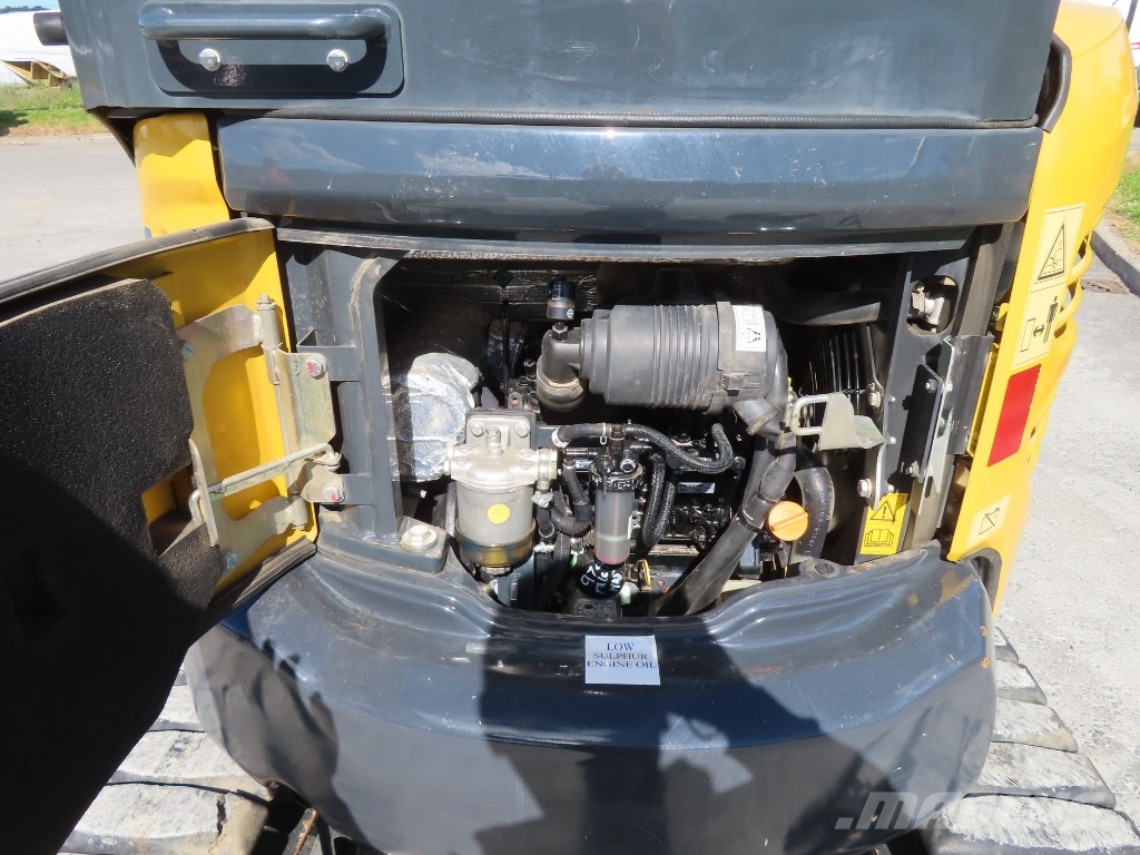 Komatsu PC 26 MR-3 小型挖掘机