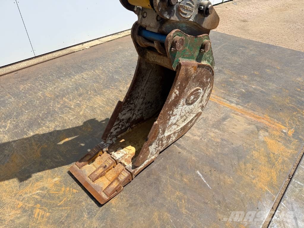 CAT 313GC - 360° Camera / Hammer lines Pásová rýpadla