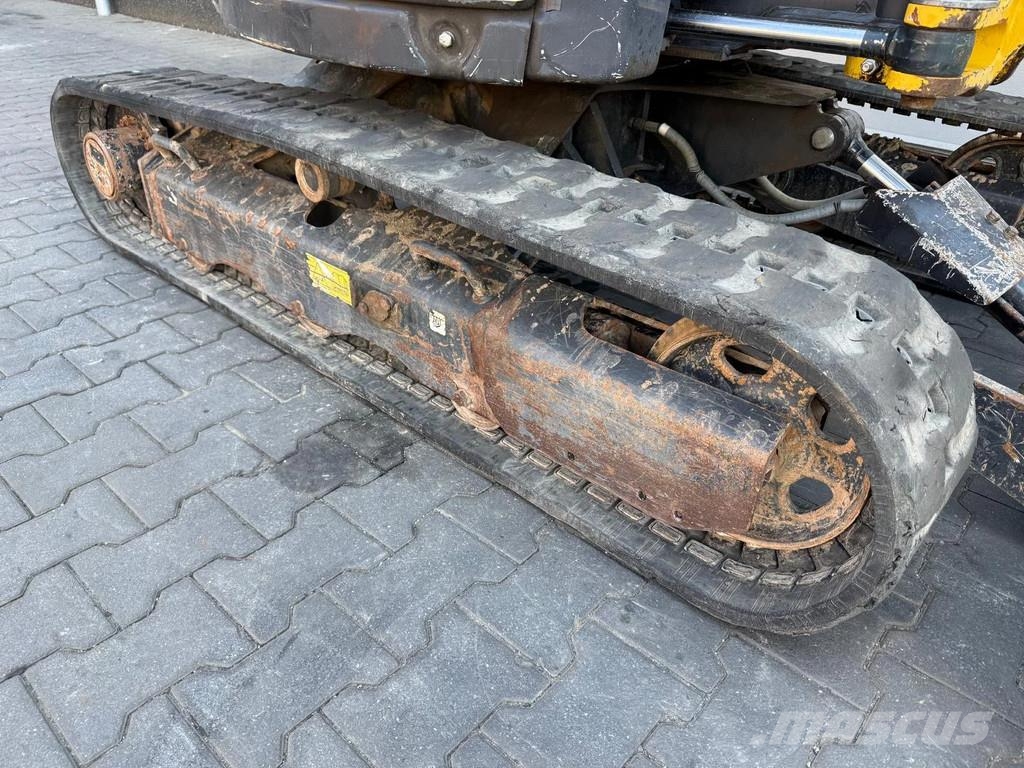 Yanmar Vio26-6 حفارات صغيرة أقل من 7 طن (حفارات صغيرة)