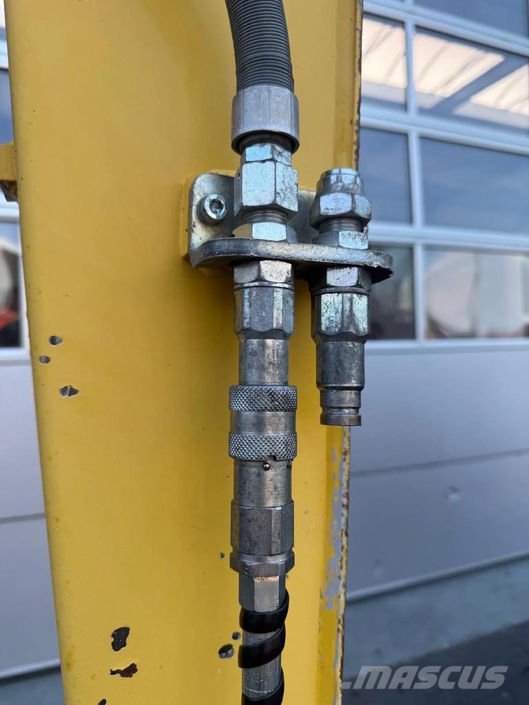 Yanmar Vio26-6 حفارات صغيرة أقل من 7 طن (حفارات صغيرة)