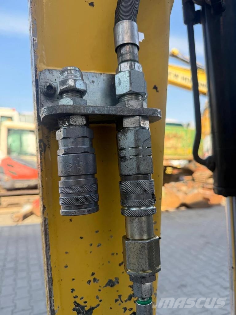 Yanmar Vio26-6 حفارات صغيرة أقل من 7 طن (حفارات صغيرة)
