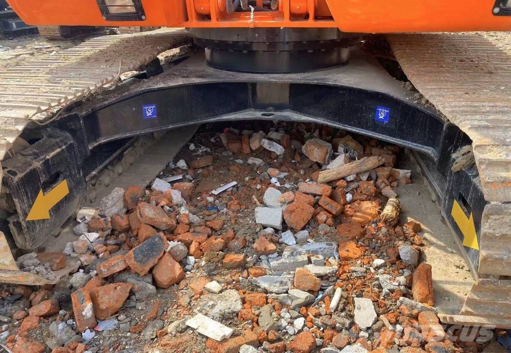 Doosan DH 150 Гусеничные экскаваторы