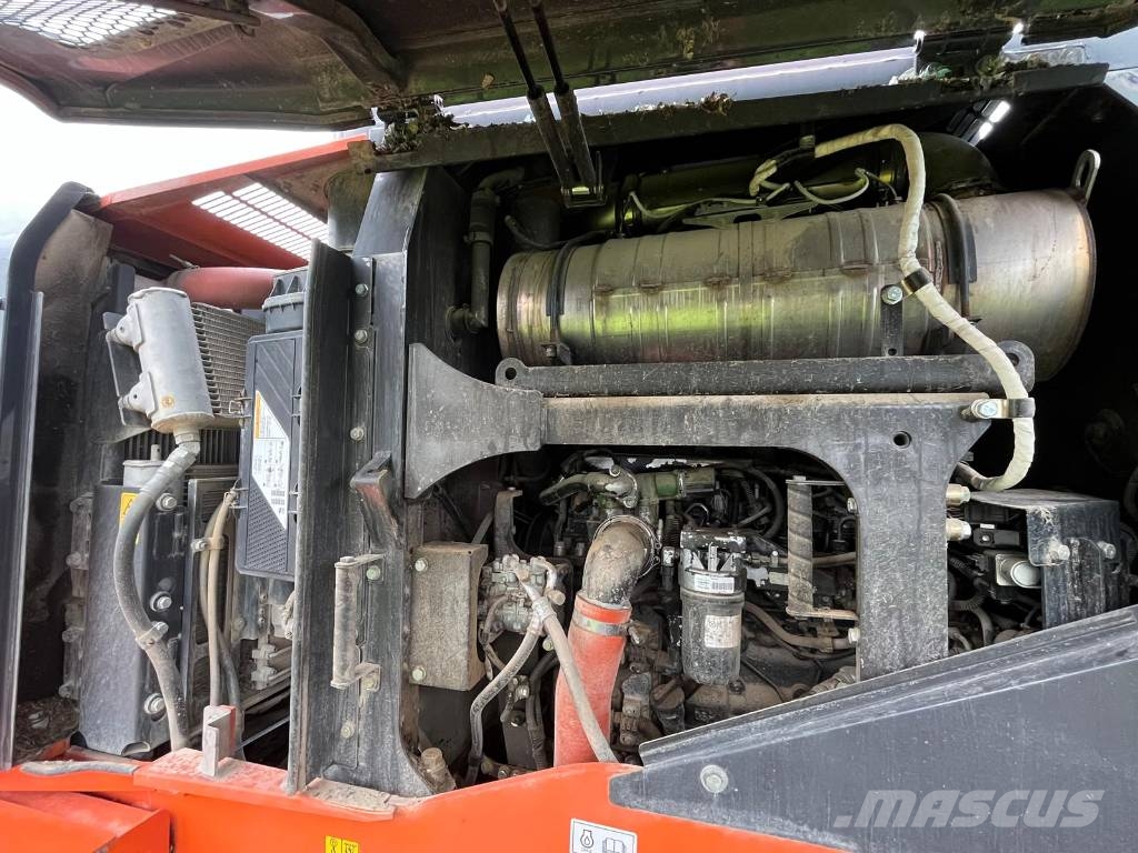 Hitachi ZW250-6 Kolesni nakladalci
