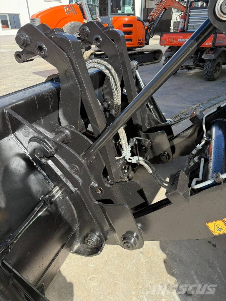 Hidromek HMK 102 B Supra Экскаваторы-погрузчики