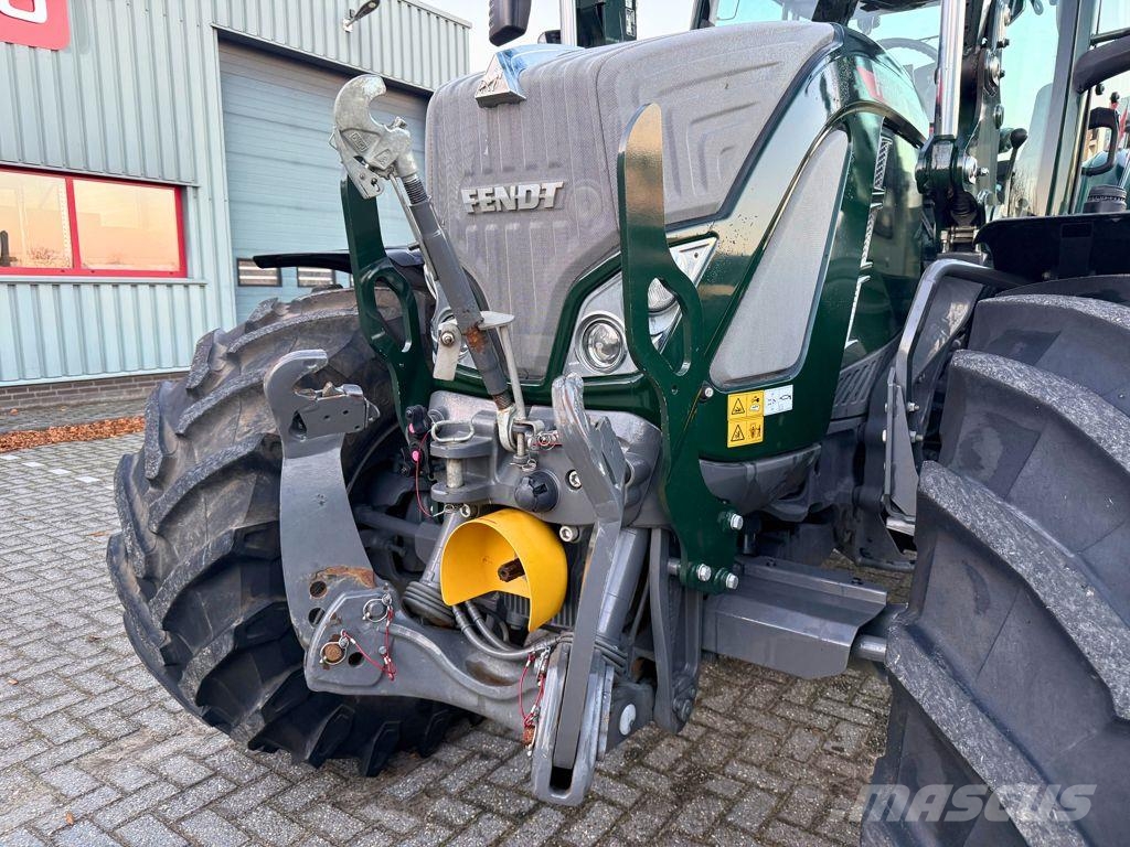 Fendt 720 Vario ProfiPlus + Cargo 5X85 Traktorer