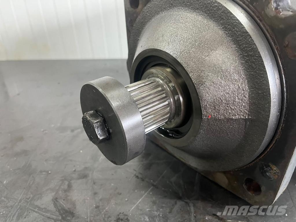 Liebherr L538 motor 5716880 Transport Sonstige