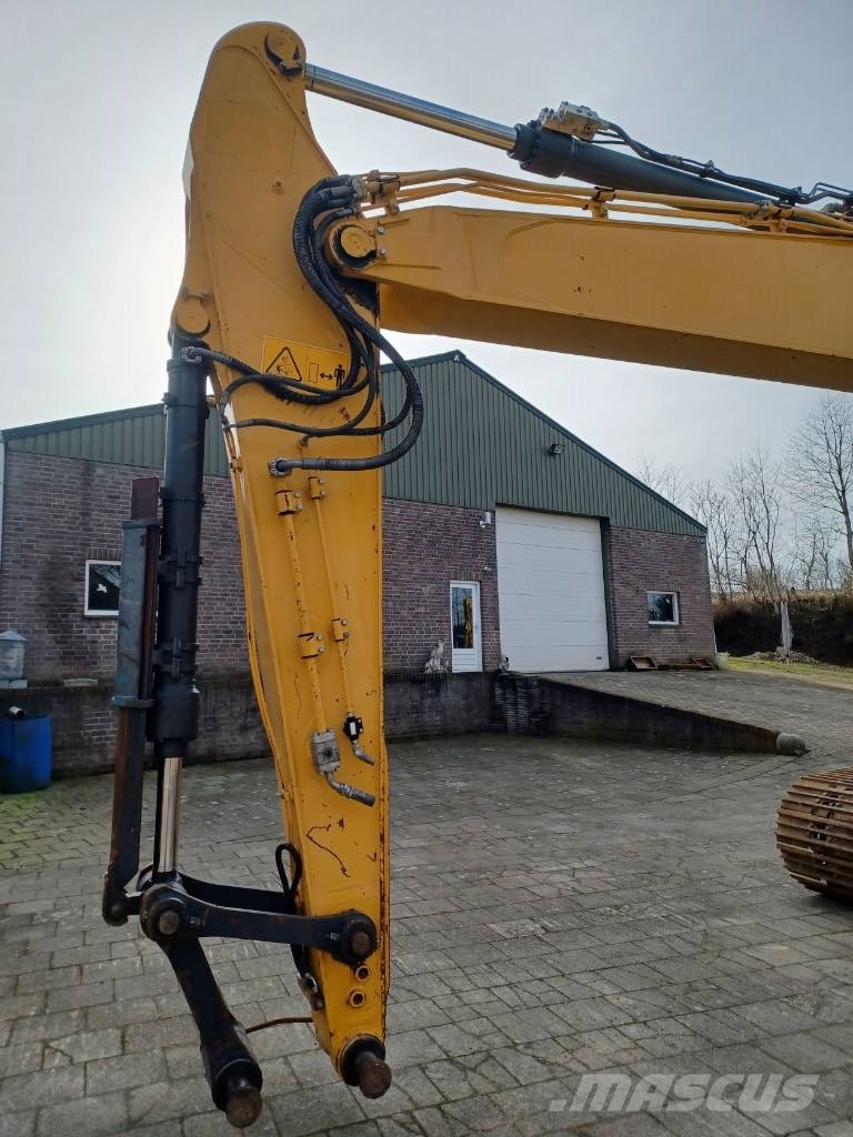 LiuGong CLG 922 E Rupsgraafmachines