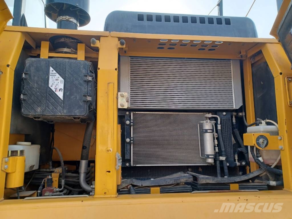 LiuGong CLG 922 E Rupsgraafmachines