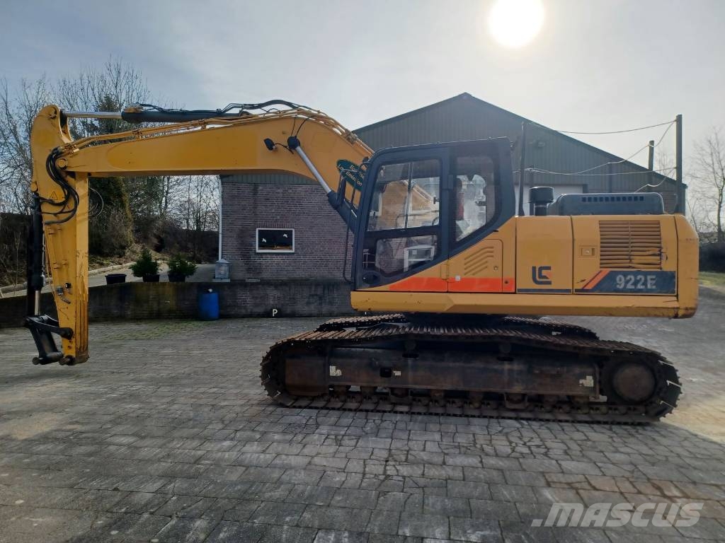 LiuGong CLG 922 E Rupsgraafmachines