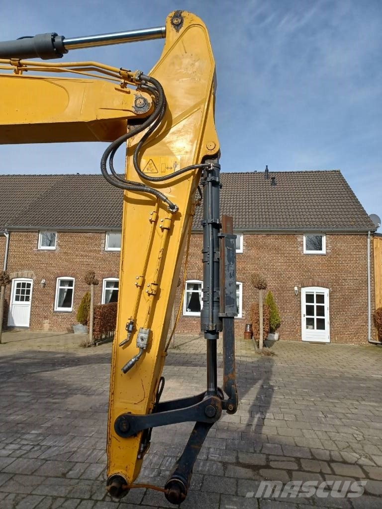 LiuGong CLG 922 E Rupsgraafmachines