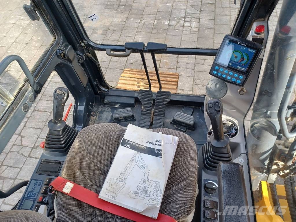 LiuGong CLG 922 E Rupsgraafmachines