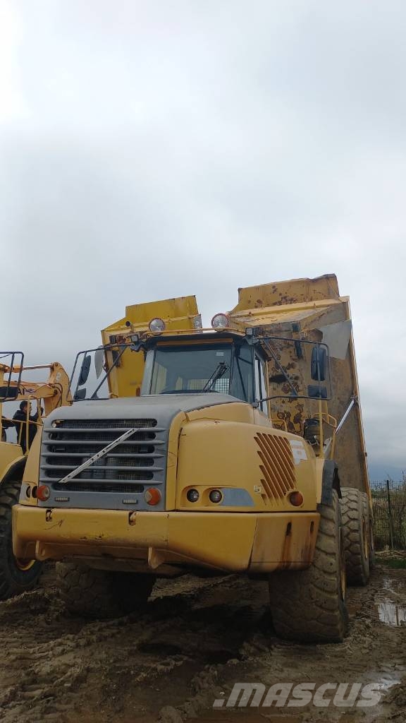 Volvo A40D アーティキュレート式ダンプトラック