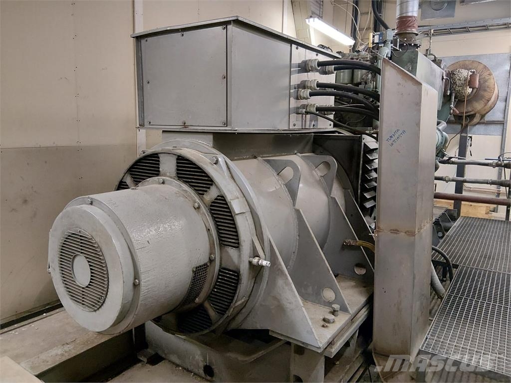 Wärtsilä 4R22 moottori + 0,8 MW Generaattori Dieselgeneraattorit