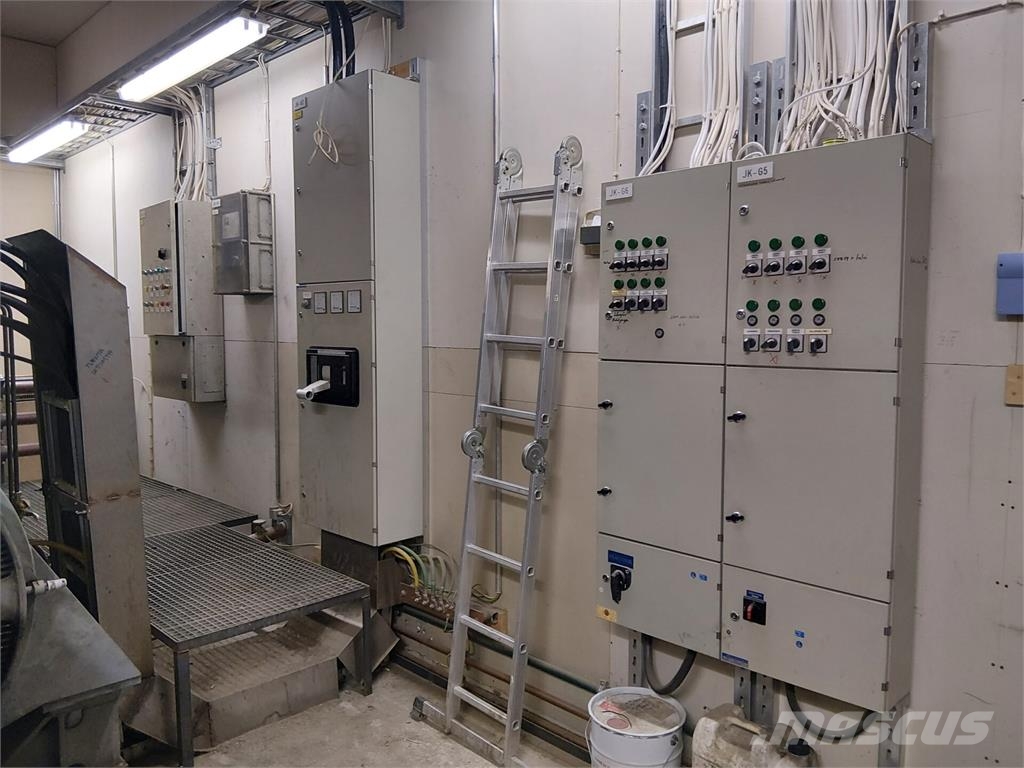 Wärtsilä 4R22 moottori + 0,8 MW Generaattori Dieselgeneraattorit