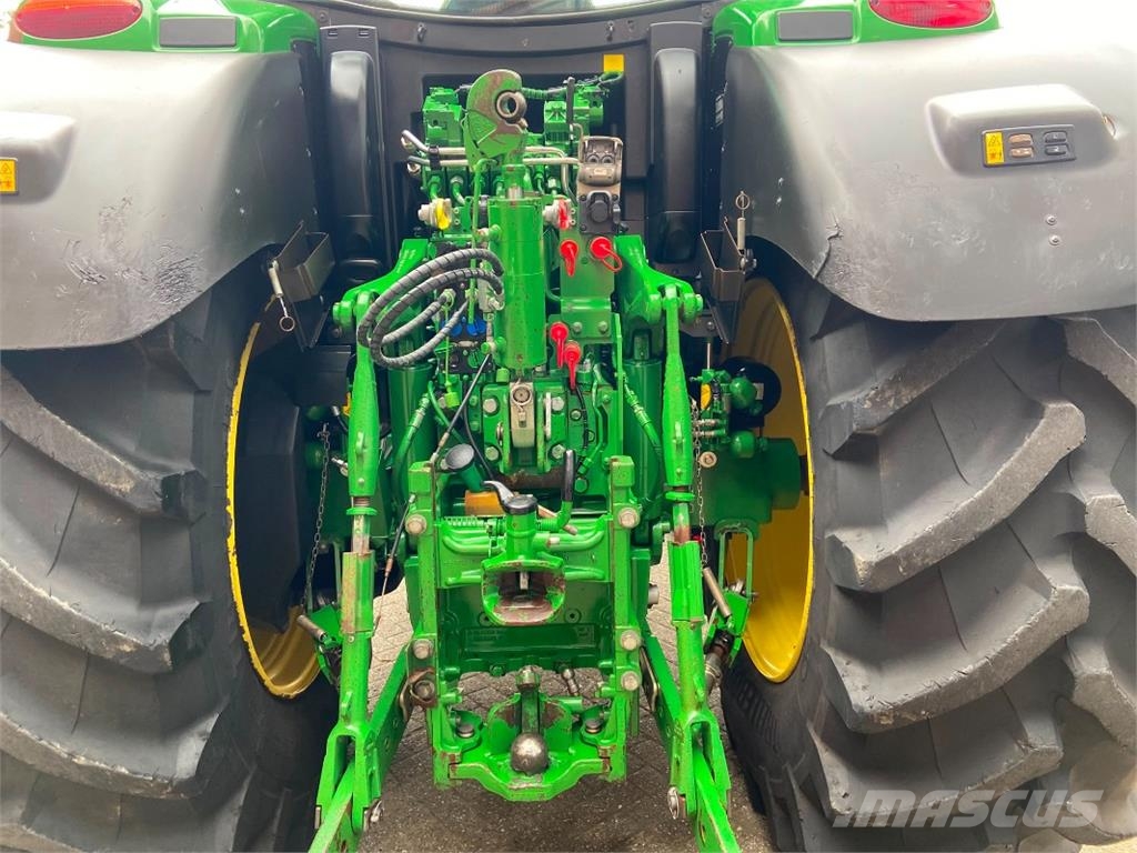 John Deere 6175R Tractoren