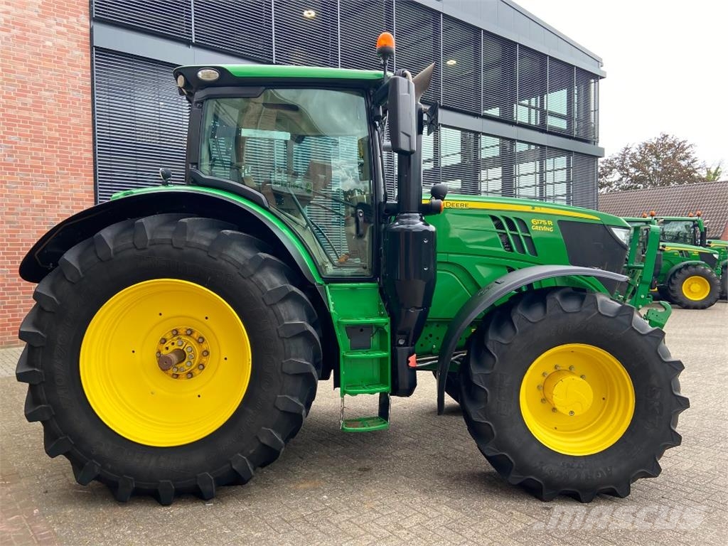 John Deere 6175R Tractoren