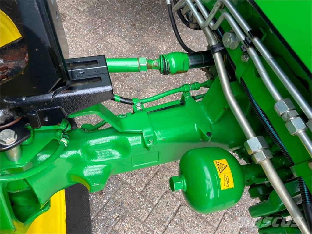 John Deere 6175R Tractoren