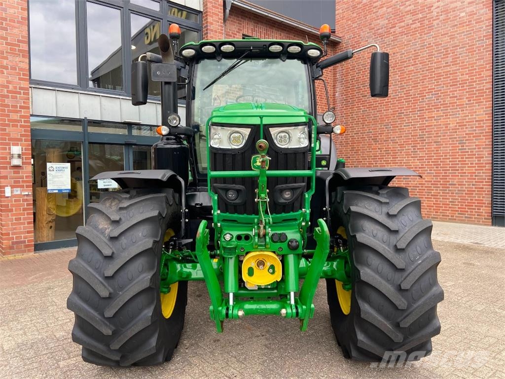 John Deere 6175R Tractoren