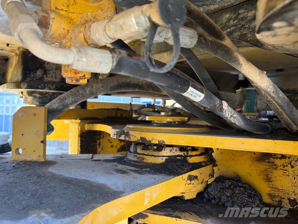 CAT 966M - 24T - Wheel Loader - CE - Rear Camera - Air Фронтальные погрузчики