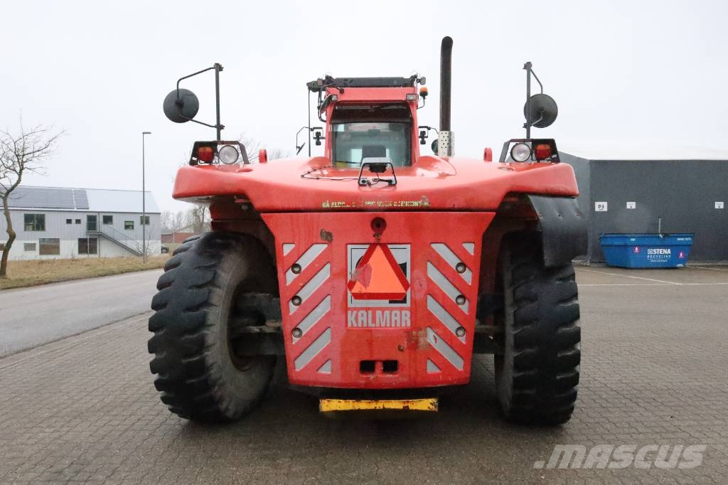 Kalmar DCF420-12 Dieseltrukit