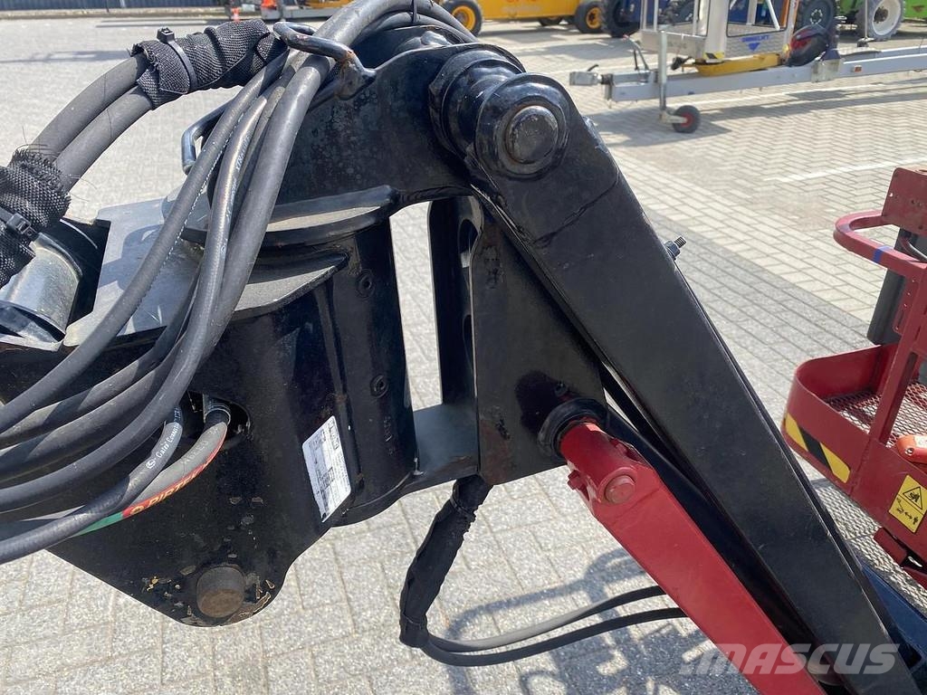 JLG E400 AJPN, Hoogwerker, 14meter Muut henkilönosturit