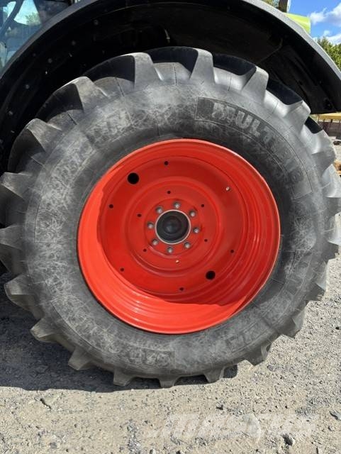 CLAAS Arion 630 CIS 拖拉机/农用车