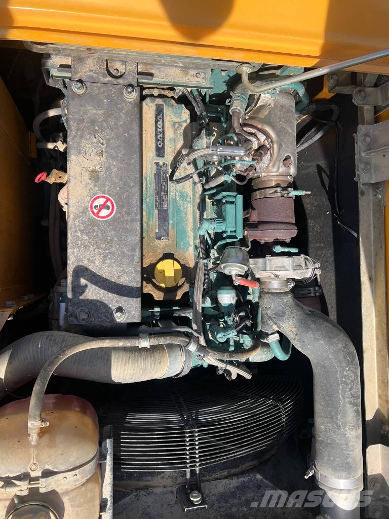 Volvo EW 140 D Wielgraafmachines
