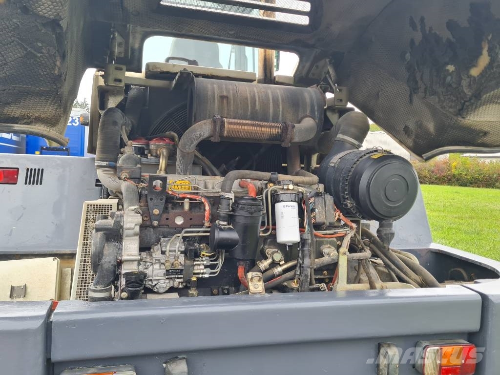 Terex TL260S/Schaufel+Gabel/Ca4000H/Service und UVV Neue Gumikerekes homlokrakodók