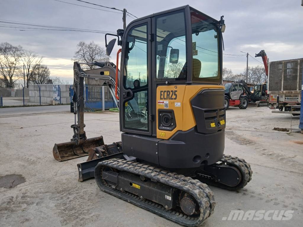 Volvo ECR 25 Electric Mini pelle < 7t