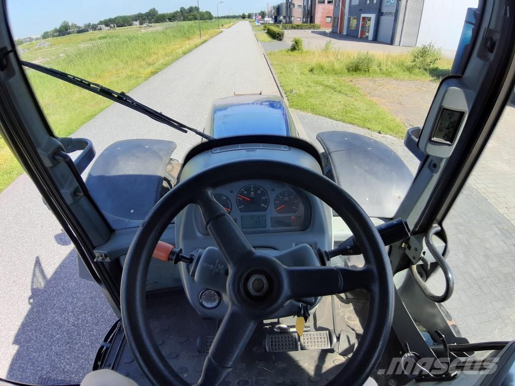 Valtra T183 Direct TwinTrac Tractores