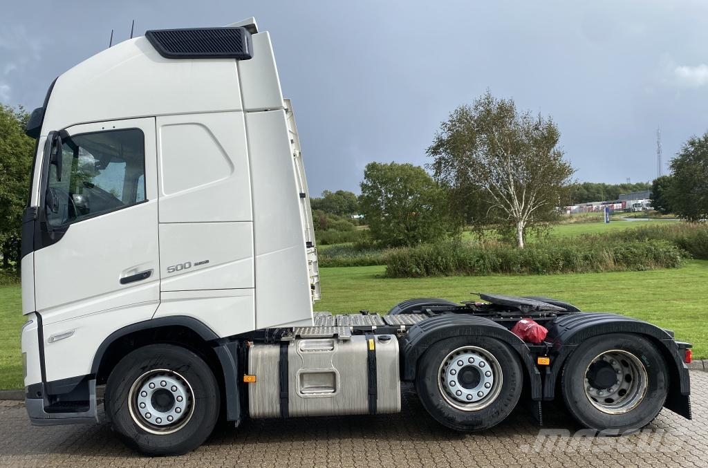 Volvo Vehicle Tractor 6x2-2 Standard Tegljači