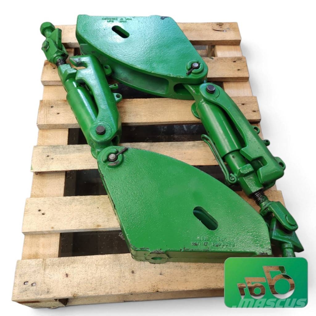 John Deere 7830 Stabilizer RE63506 Bracket R200451 Šasija i vešenje