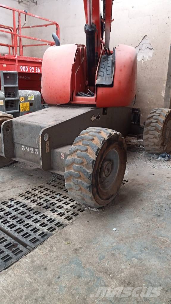 JLG 660 SJ Teleskopik personel platformları