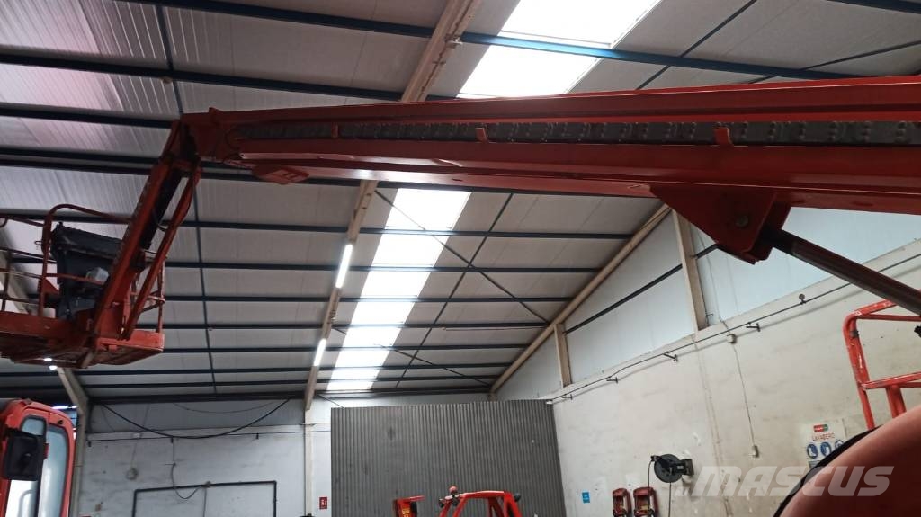 JLG 660 SJ Teleskopik personel platformları