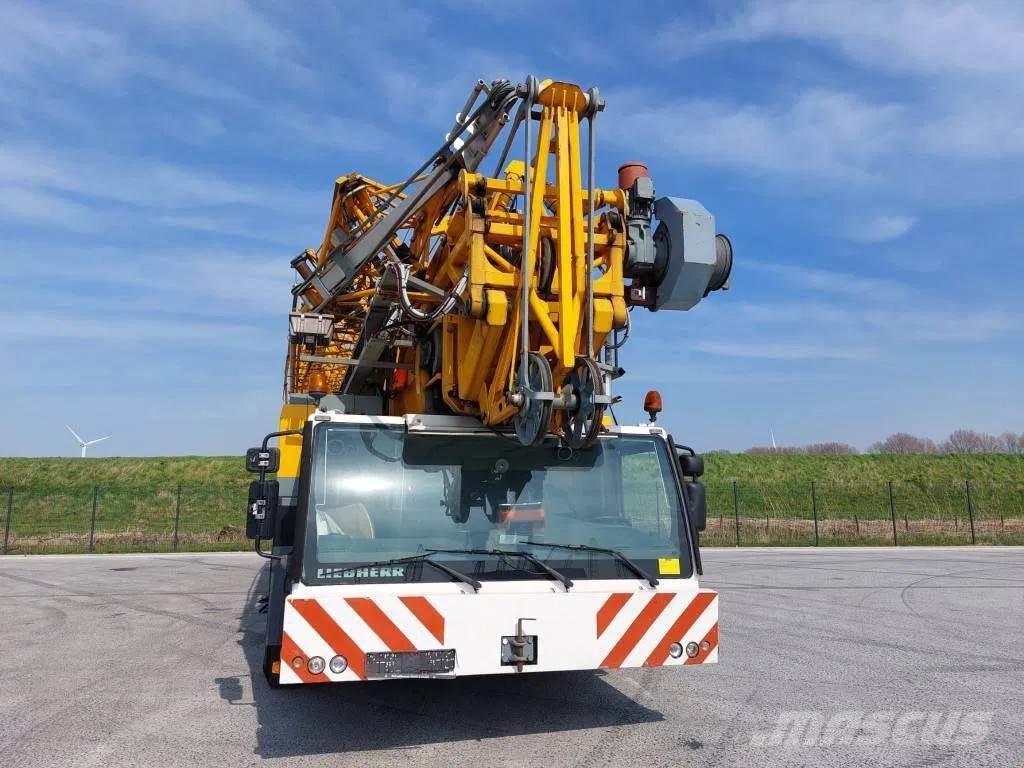 Liebherr MK 100 Башенные краны