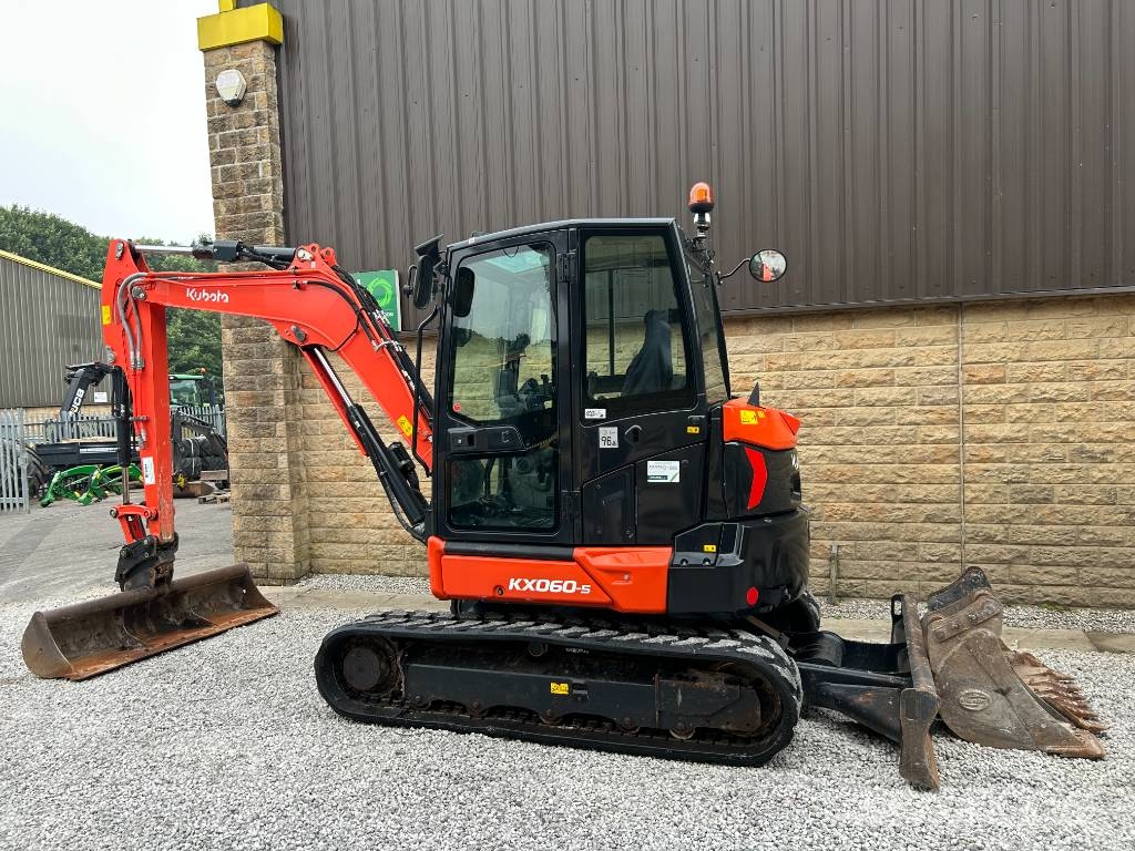 Kubota KX060-5 Hi Spec Miniekskavaatorid < 7 t