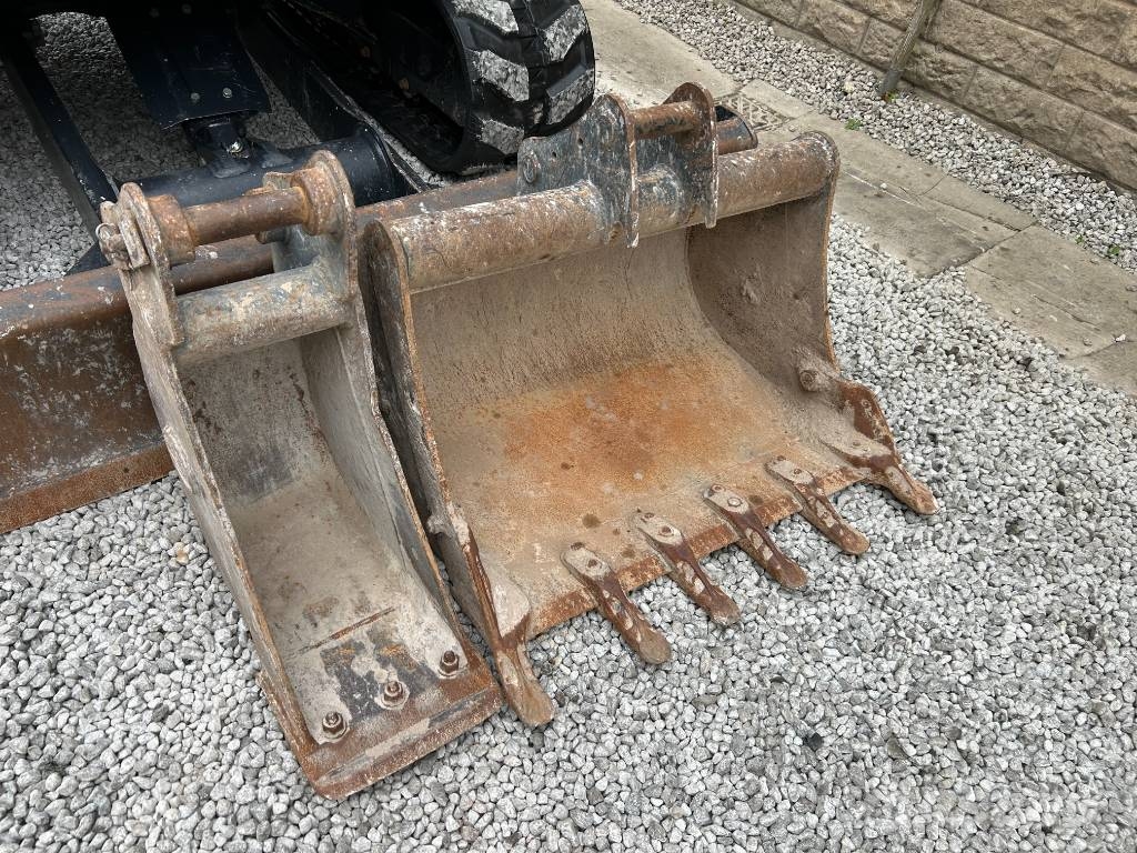 Kubota KX060-5 Hi Spec Miniekskavaatorid < 7 t