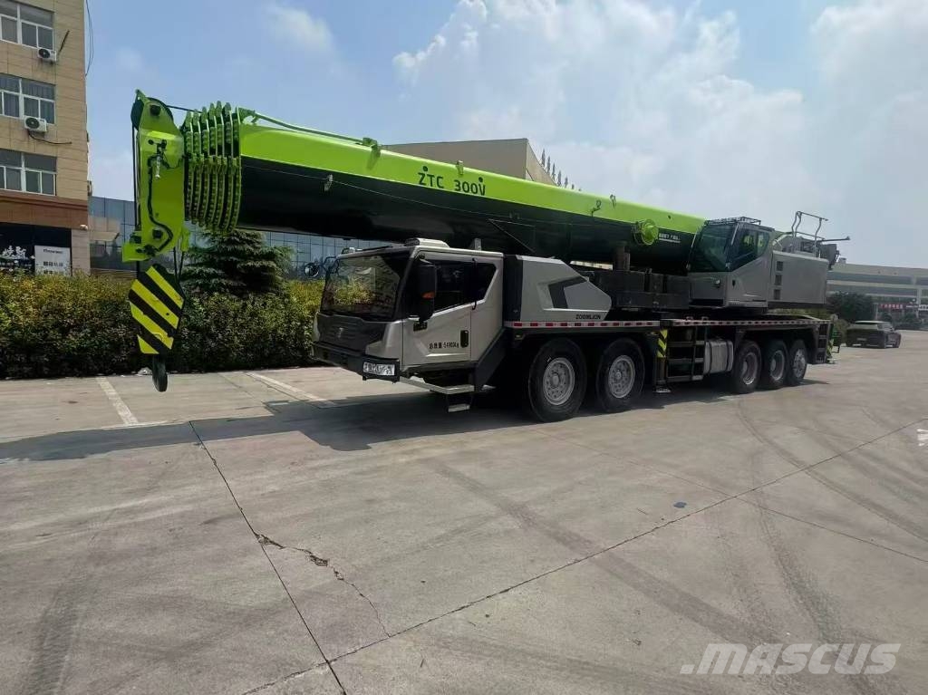 Zoomlion ZTC1300V8 全路面起重機/吊車
