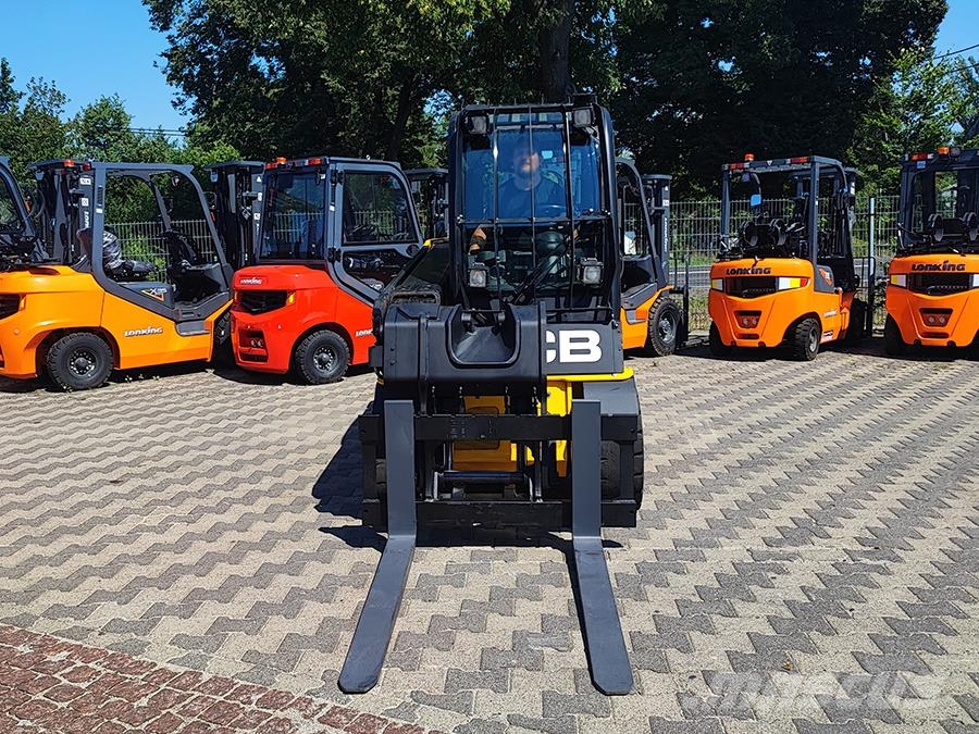 JCB TLT35D مناولات متداخلة