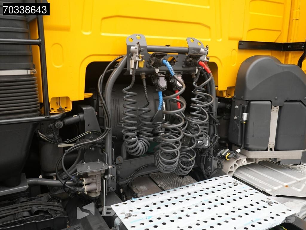 Volvo FH 460 4X2 Globe Mega 2x Tanks I-ParkCool Navi ACC Sattelzugmaschinen