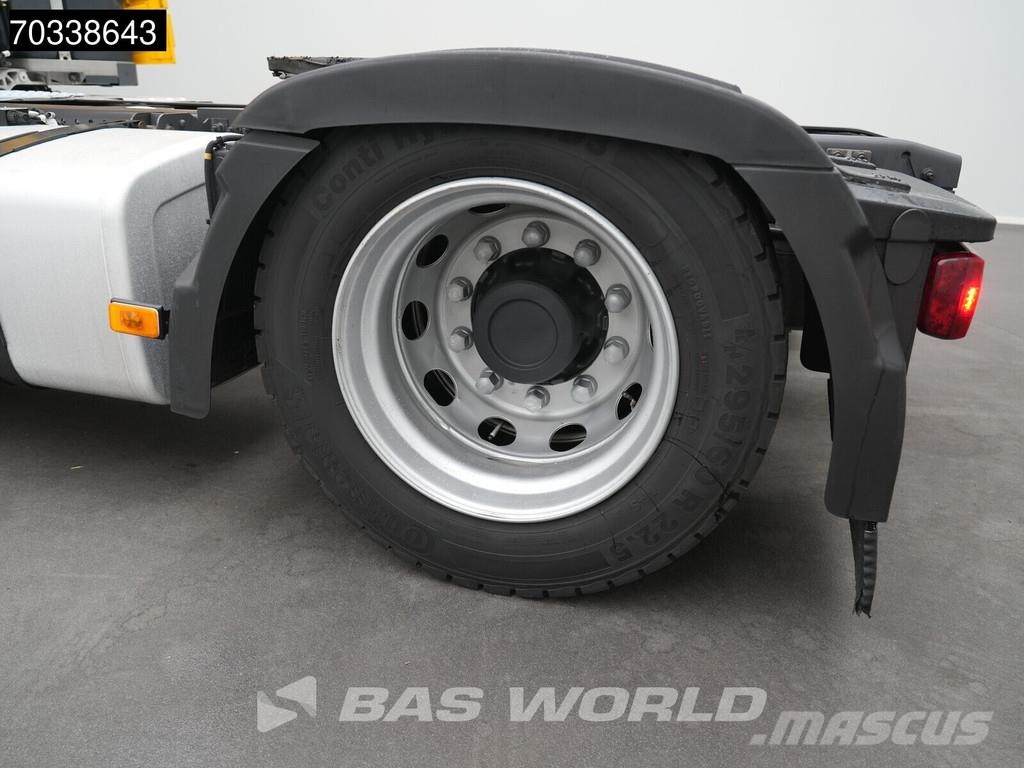 Volvo FH 460 4X2 Globe Mega 2x Tanks I-ParkCool Navi ACC Sattelzugmaschinen